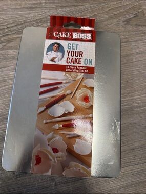 NWT Cake Boss 10 Piece Fondant Decorating Tool Kit